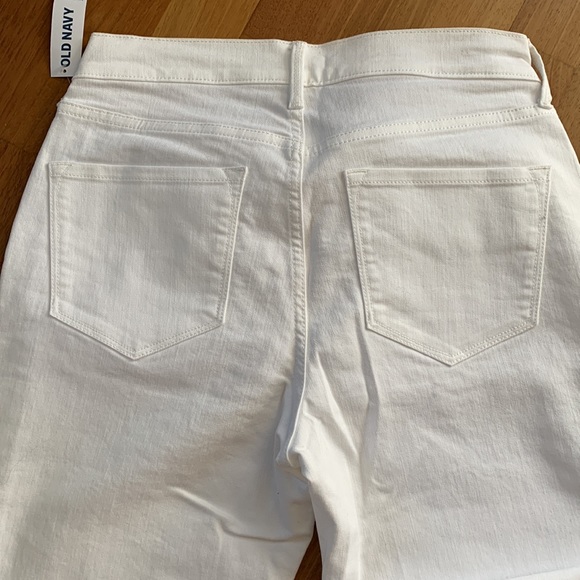 NWT Old Navy White Jeans - Picture 4 of 4